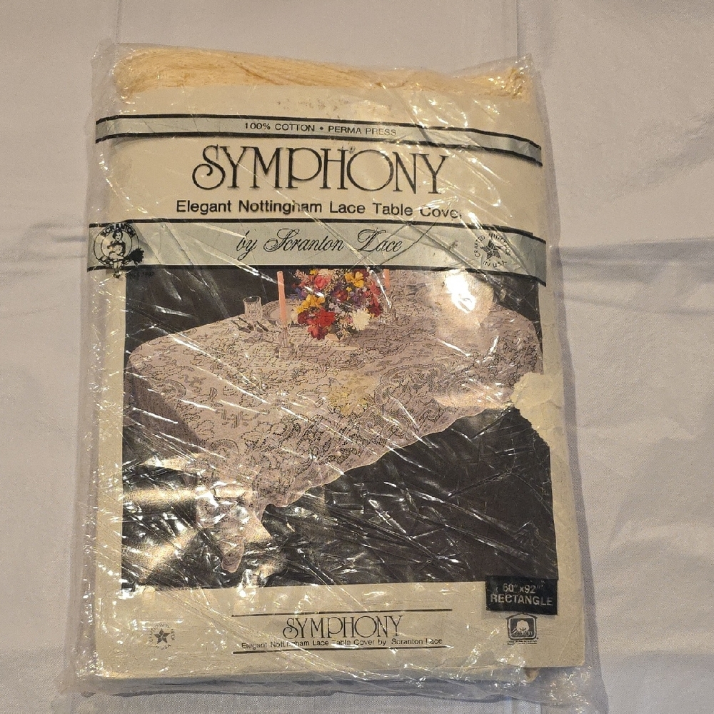 Symphony by Scranton‎ Lace Nottingham Lace Table Cover 60"x92" rectangle ivory
